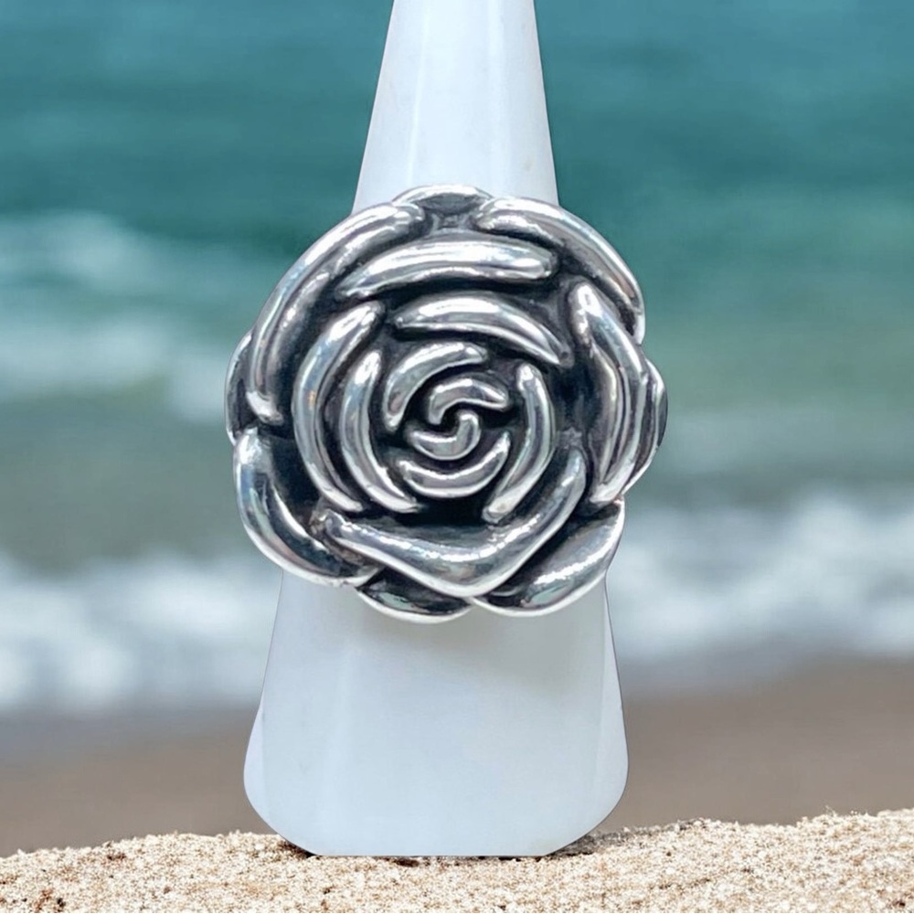 🌺Large Sterling Rose Ring - Picture 2 of 11